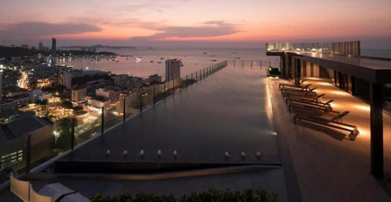 Central Pattaya Base Condo Bagian luar foto