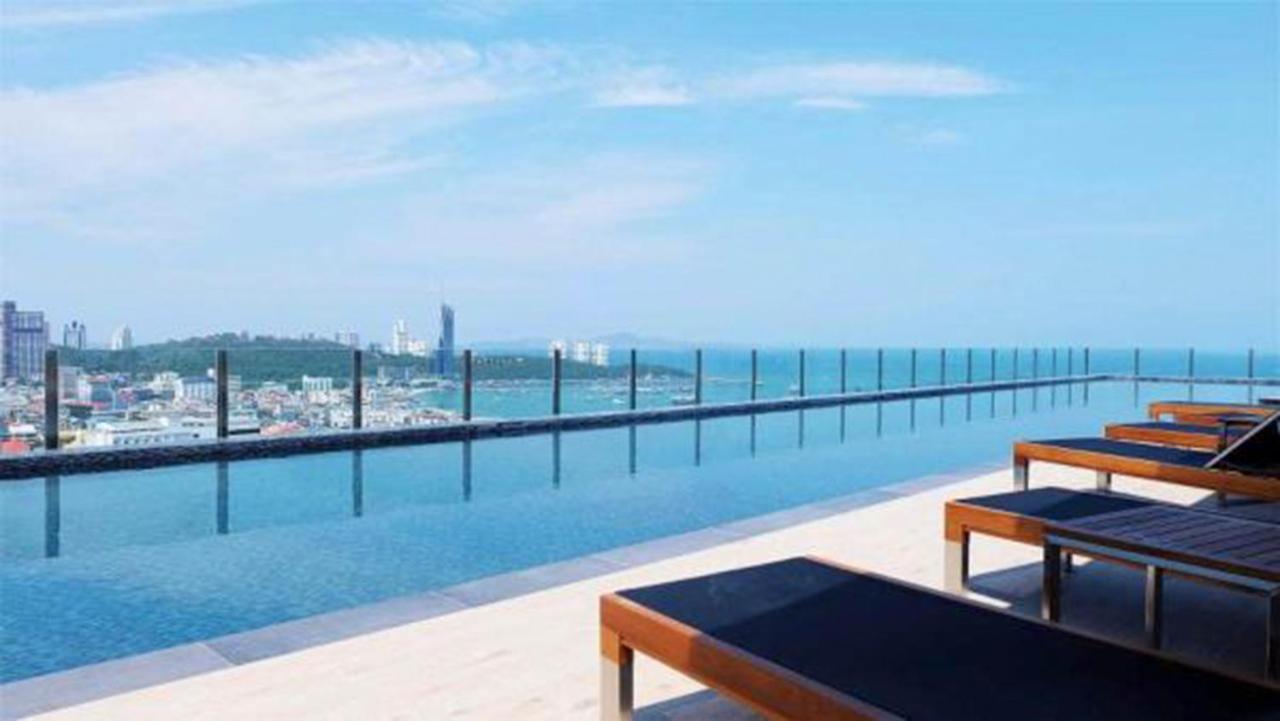 Central Pattaya Base Condo Bagian luar foto